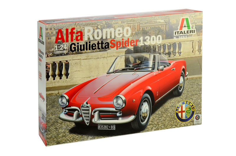 Italeri 3653 1:24 Alfa Romeo Giulietta Spider 1300 Car